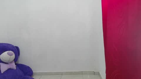 Snapshot of nataliavela chatting on April 19, 6:10 pm nataliavela online show from April 19, 6:10 pm