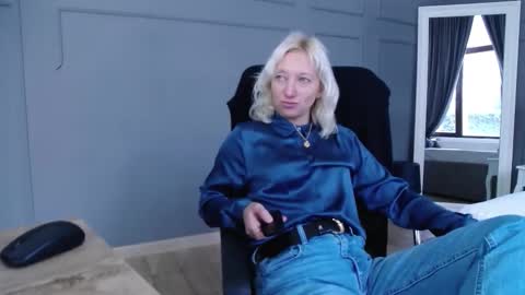 Natalie online show from November 4, 7:40 am