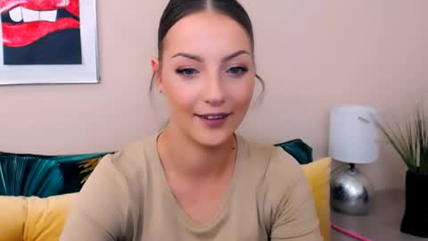 Snapshot of natalie_live chatting on June 16, 6:16 am NatalieSexy online show from June 16, 6:16 am