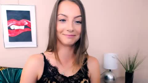 Snapshot of natalie_live chatting on June 17, 6:16 am NatalieSexy online show from June 17, 6:16 am