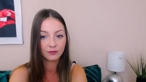 Snapshot of natalie_live chatting on June 19, 7:12 am NatalieSexy online show from June 19, 7:12 am
