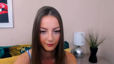 Snapshot of natalie_live chatting on June 24, 6:12 am NatalieSexy online show from June 24, 6:12 am