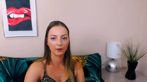 Snapshot of natalie_live chatting on June 25, 6:51 am NatalieSexy online show from June 25, 6:51 am