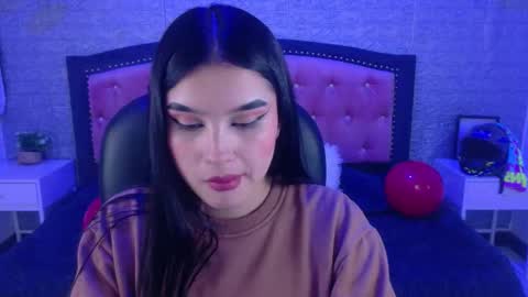 natalie  online show from February 27, 9:15 pm