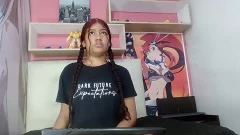 Snapshot of natalieevansx chatting on December 17, 4:11 pm natalieevansx online show from December 17, 4:11 pm