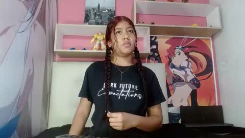 Snapshot of natalieevansx chatting on December 17, 7:15 pm natalieevansx online show from December 17, 7:15 pm