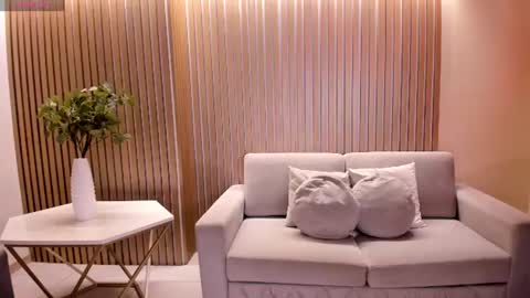 Natalie Lewis online show from July 12, 11:45 am