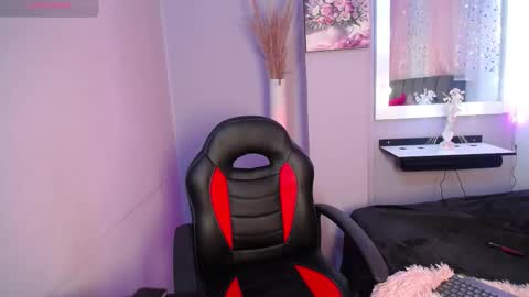 natalliapradas online show from September 25, 7:28 pm