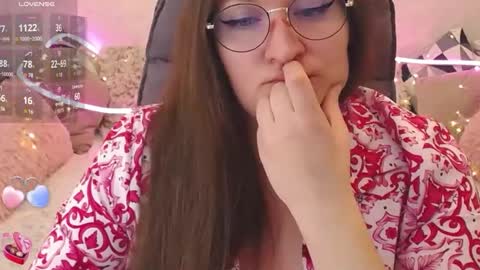 Snapshot of nataly_cute1 chatting on January 25, 5:51 am Nataly online show from January 25, 5:51 am