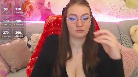 Snapshot of nataly_cute1 chatting on September 28, 6:24 pm Nataly online show from September 28, 6:24 pm