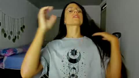 Snapshot of natalyfitt_7 chatting on February 13, 7:10 pm natalyfitt_7 online show from February 13, 7:10 pm