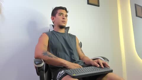 Snapshot of natan_77 chatting on October 28, 2:59 am natan_77 online show from October 28, 2:59 am