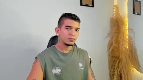 Snapshot of natan_77 chatting on November 19, 10:37 am natan_77 online show from November 19, 10:37 am