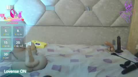 Snapshot of natasha_699 chatting on July 8, 9:41 pm Natasha online show from July 8, 9:41 pm