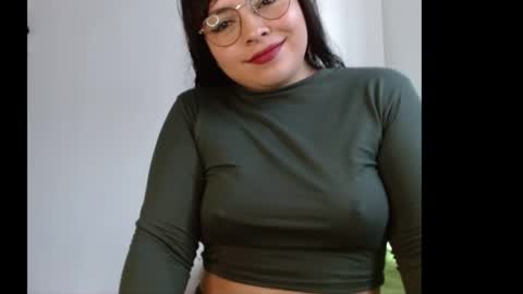 Snapshot of natasha_992750 chatting on April 18, 1:04 pm Natasha online show from April 18, 1:04 pm