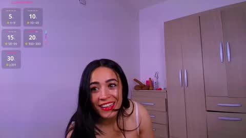 natasha_klump online show from December 18, 11:05 am
