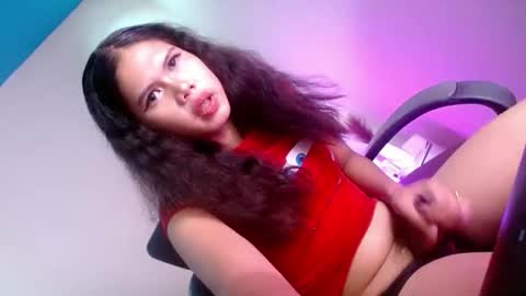 Snapshot of natasha_leigh chatting on April 24, 5:48 pm natasha_leigh online show from April 24, 5:48 pm