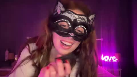 Snapshot of natasha_saade chatting on February 6, 1:25 pm Natasha Saade online show from February 6, 1:25 pm