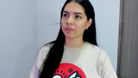 Snapshot of natasha_su chatting on October 10, 8:30 pm Natalia online show from October 10, 8:30 pm