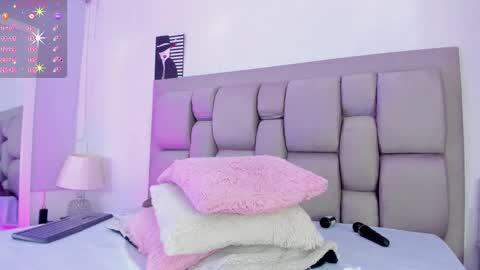 Snapshot of natashaaevannss chatting on February 23, 6:07 am NATASHA online show from February 23, 6:07 am