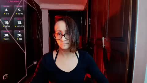 Snapshot of natashamason chatting on February 18, 11:44 am Natasha Mason online show from February 18, 11:44 am