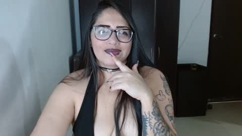 Snapshot of natashasmithe chatting on May 5, 8:06 pm Natasha Smithe online show from May 5, 8:06 pm