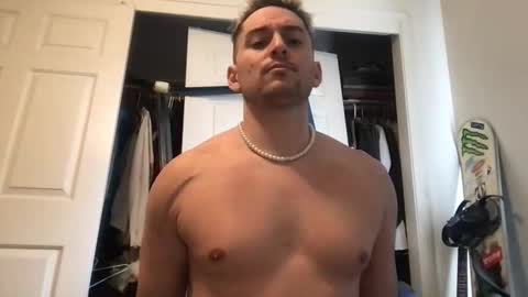 natetheexplorer online show from February 19, 10:39 pm