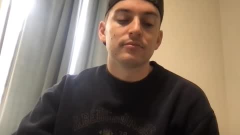 Snapshot of natetheexplorer chatting on April 1, 5:21 pm natetheexplorer online show from April 1, 5:21 pm