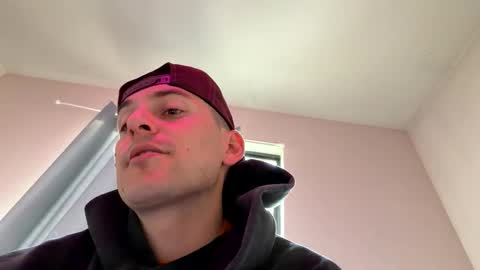 Snapshot of natetheexplorer chatting on April 17, 12:57 am natetheexplorer online show from April 17, 12:57 am