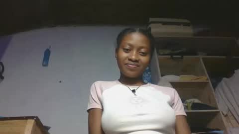 Snapshot of nathalia069 chatting on June 3, 6:46 pm nathalia069 online show from June 3, 6:46 pm
