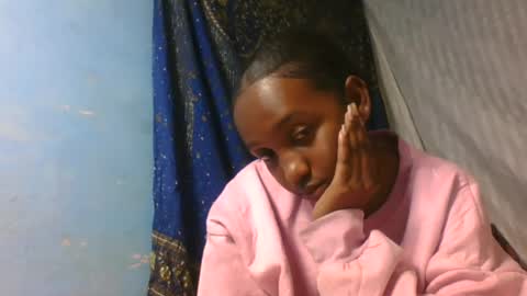 Snapshot of nathalia069 chatting on June 16, 7:27 pm nathalia069 online show from June 16, 7:27 pm