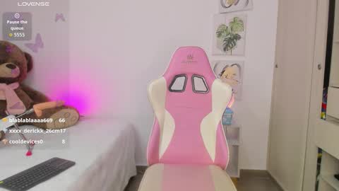 nathaly_evans18 online show from October 7, 6:32 am