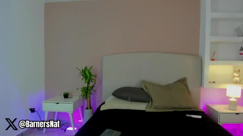 Snapshot of nathalyn05 chatting on April 25, 10:51 am NATHALY online show from April 25, 10:51 am