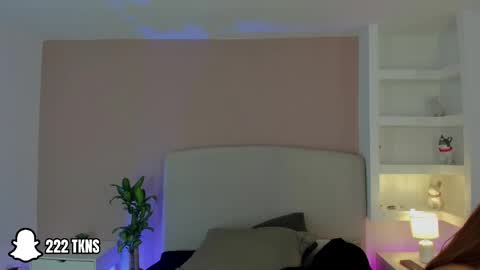 Snapshot of nathalyn05 chatting on May 1, 10:42 am NATHALY online show from May 1, 10:42 am