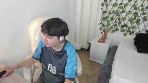 nathalyy_ds online show from November 27, 11:56 am