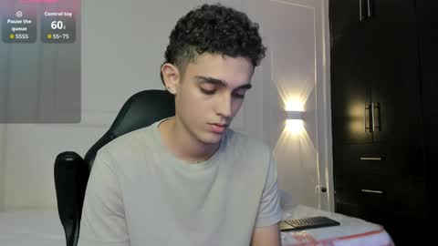 nathan_shimmer online show from May 9, 5:34 am