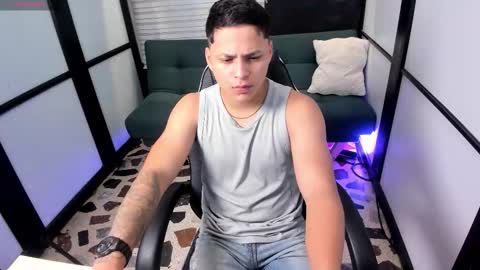 Snapshot of nathan_specter chatting on October 1, 12:55 pm Nathan online show from October 1, 12:55 pm