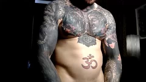 Snapshot of nathaniel_13 chatting on June 12, 9:35 pm NathanielFlex online show from June 12, 9:35 pm