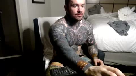 Snapshot of nathaniel_13 chatting on June 26, 12:15 am NathanielFlex online show from June 26, 12:15 am