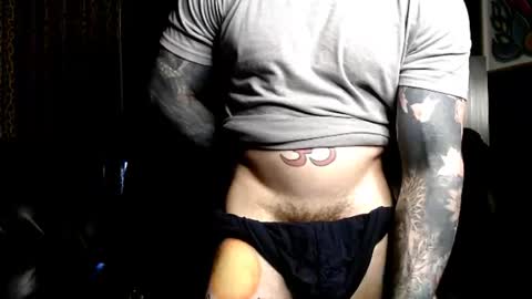 Snapshot of nathaniel_13 chatting on July 6, 12:40 am NathanielFlex online show from July 6, 12:40 am
