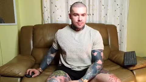 Snapshot of nathaniel_13 chatting on August 1, 4:28 pm NathanielFlex online show from August 1, 4:28 pm