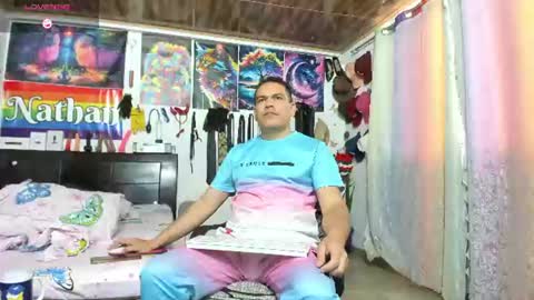 Snapshot of nathannathaniel chatting on June 14, 1:46 pm nathan nathaniel online show from June 14, 1:46 pm