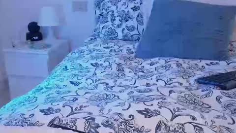 Snapshot of natisa chatting on November 1, 6:59 am IRIS online show from November 1, 6:59 am