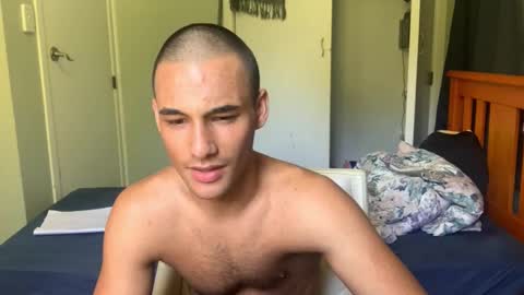 native_boy2 online show from January 8, 3:09 am