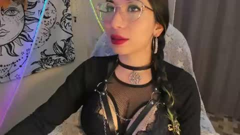 Snapshot of natsuki_09 chatting on June 18, 12:20 pm Nat online show from June 18, 12:20 pm