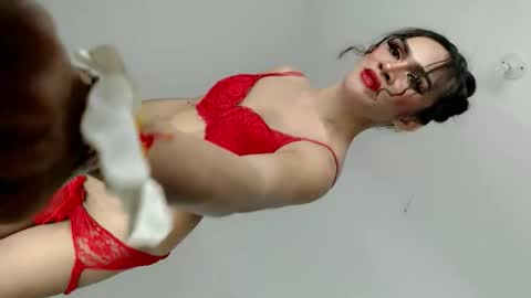 Snapshot of nattayah chatting on February 16, 8:43 am Nathalie smith online show from February 16, 8:43 am