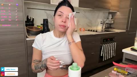 NATTY FIERROS online show from January 30, 9:14 pm