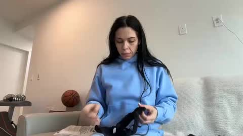 NATTY FIERROS online show from September 25, 6:33 pm