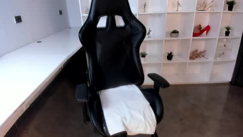 Jazmin Bigboobs online show from April 5, 11:40 am