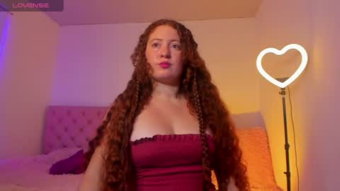 natural_ginger5 online show from July 13, 3:37 pm